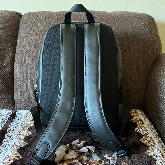 MICHAEL KORS Signature Canvas Everett Large Adjustable Padded Straps Backpack - Picture 15 of 16